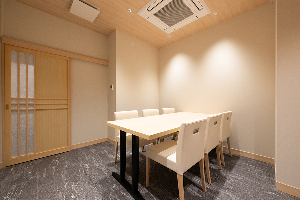 お座敷（5～6名様まで）